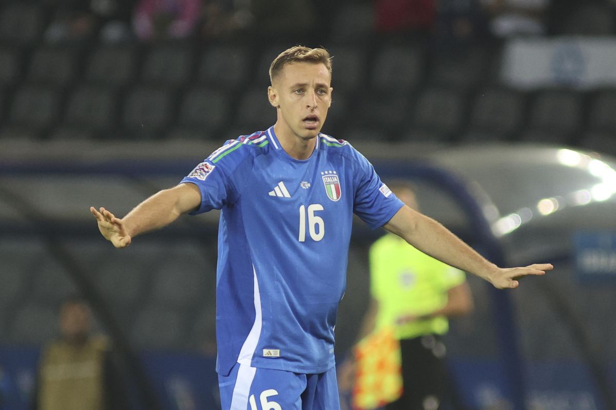 Davide Frattesi con la maglia azzurra